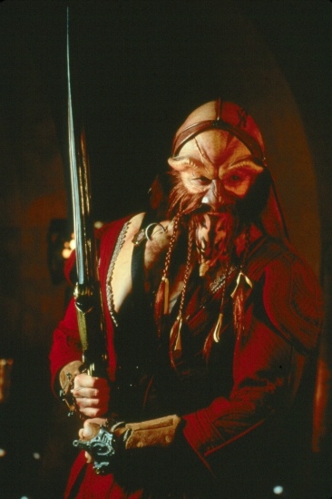 Anthony Simcoe plays D'argo on Farscape